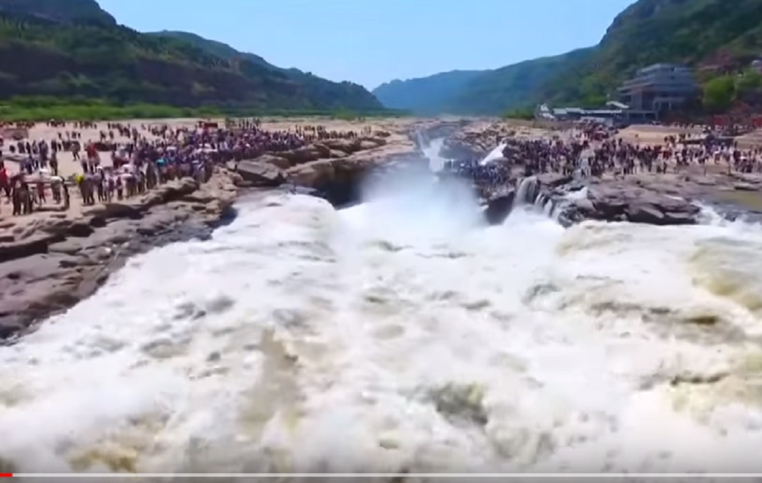 Cascata gialla Hukou Cina