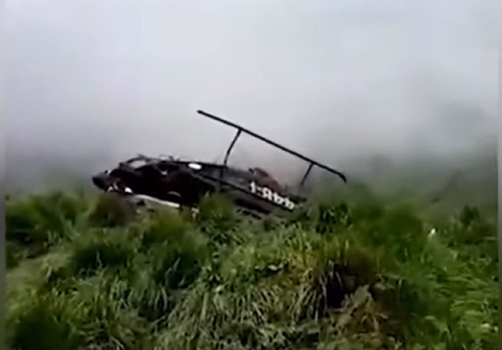 Elicottero perde controllo precipita su uomo