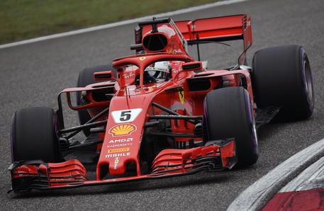 F1, Gp Cina: Vettel in pole, poi Raikkonen. E' show Ferrari, la griglia di partenza