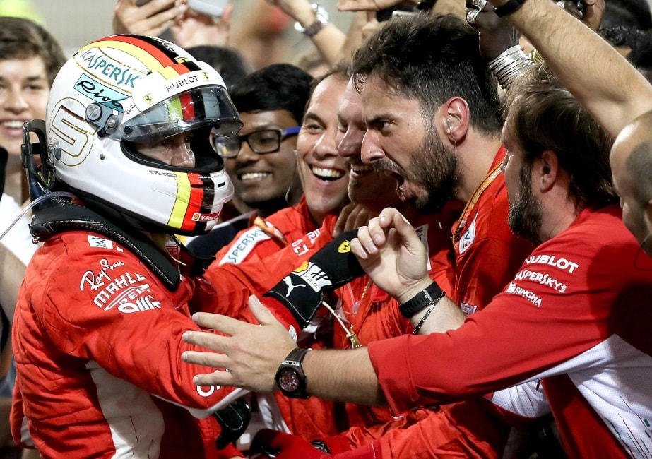 Ferrari di Vettel vince F1 Bahrain, pasticcio Raikkonen