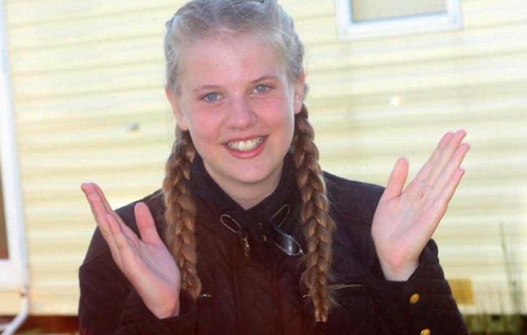 Inghiletrra, sedicenne molestata dal patrigno si toglie la vita