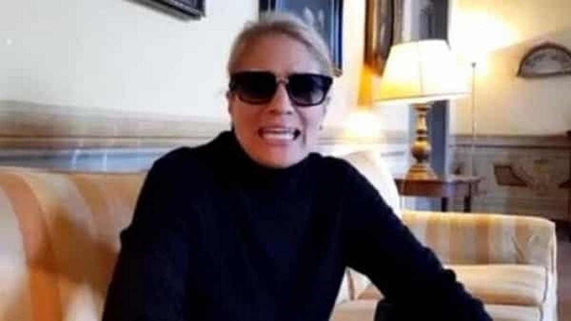 Heather Parisi e la figlia minacciate per le frasi su Biondo