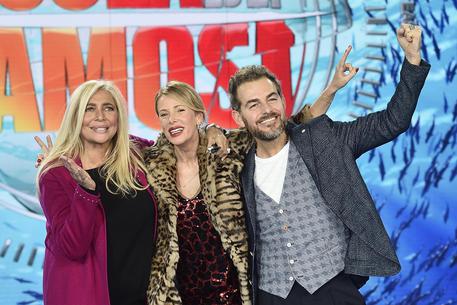 Isola dei Famosi, Elena Morali in lacrime: "Quelle parole mi hanno fatto male