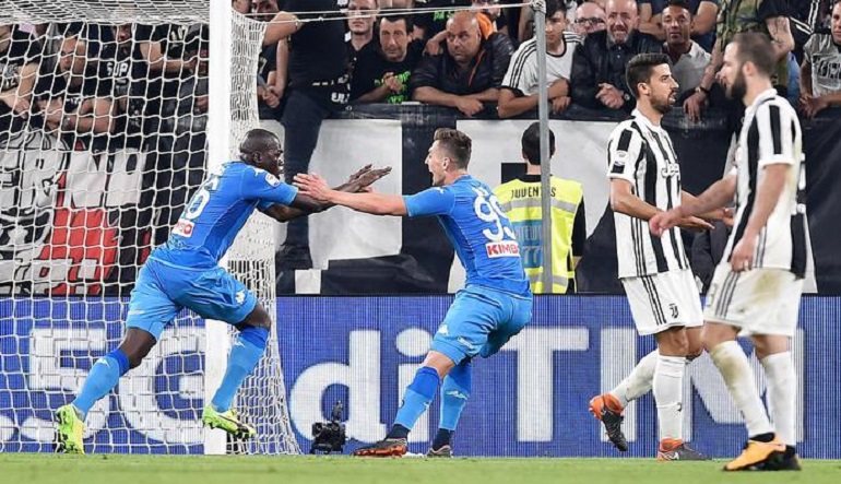 Juventus-Napoli, Carmine Martino: "Dopo il gol di Koulibaly è partita la caccia al napoletano. Portata via la moglie di Mertens" (foto Ansa)