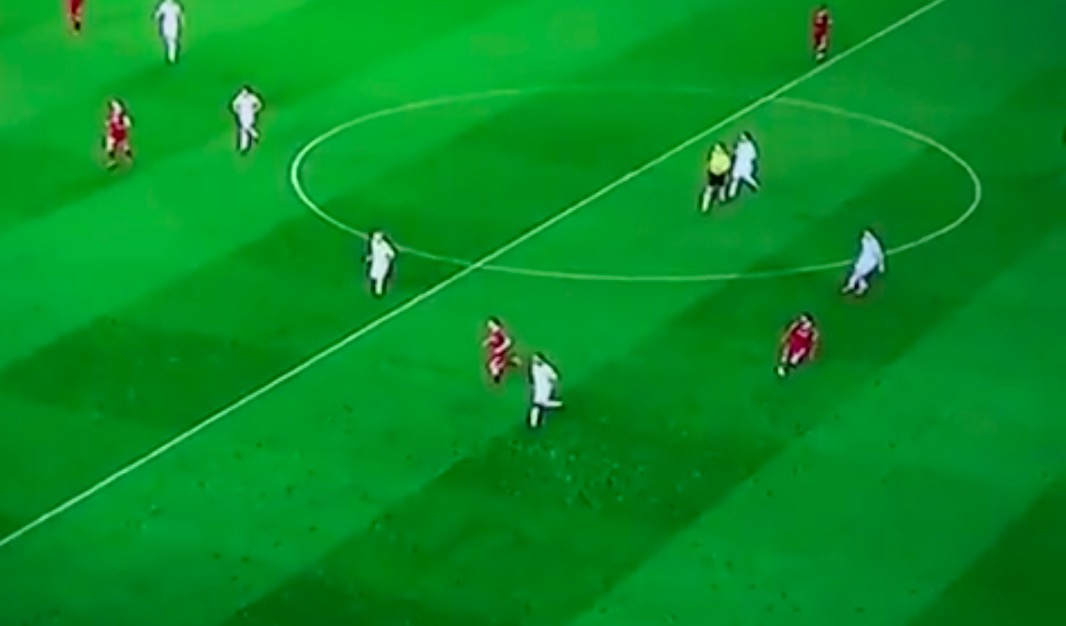 Liverpool-Roma 5-2, la moviola: gol Mané andava annullato, giusto il rigore per i giallorossi