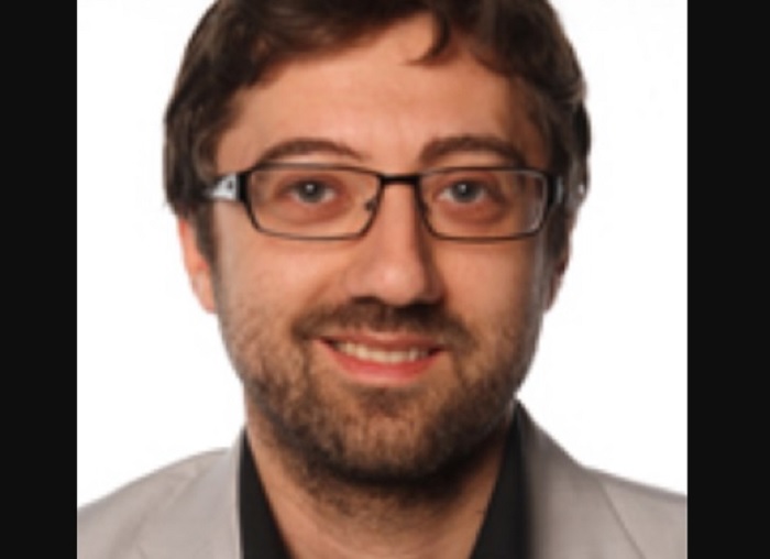 Andrea Colletti, deputato M5S: "Votare fiducia con FI? Piuttosto mi taglio la mano"