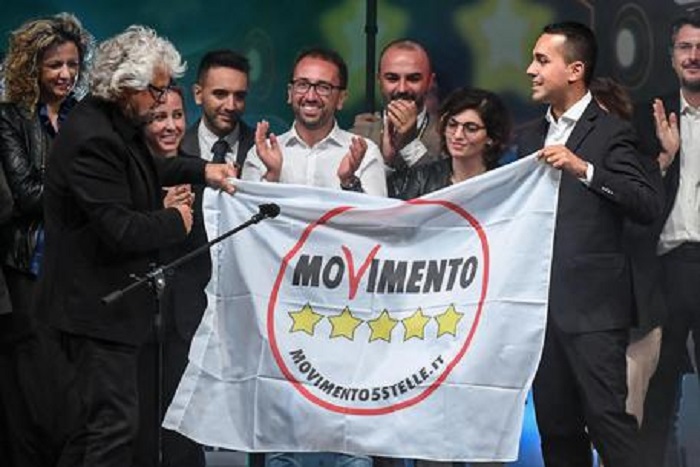 M5S e l'obbligo del vincolo di mandato: cosa dicono legge e Costituzione
