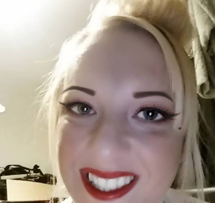 Hayley Cayton, la mamma di tre figli