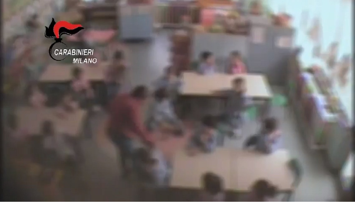 Maestra arrestata a Varedo per maltrattamenti bimbi