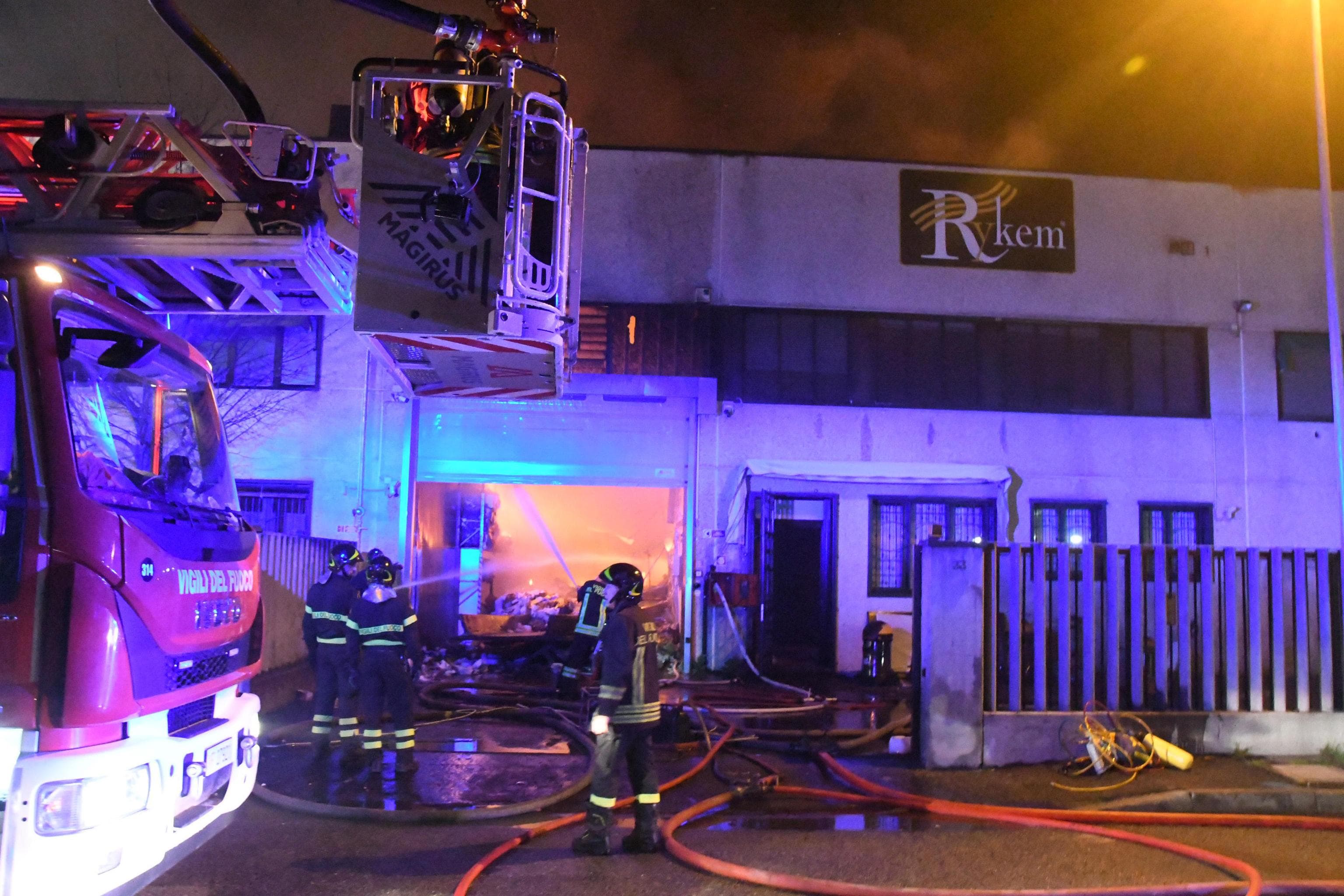 Incendio San Donato Milanese