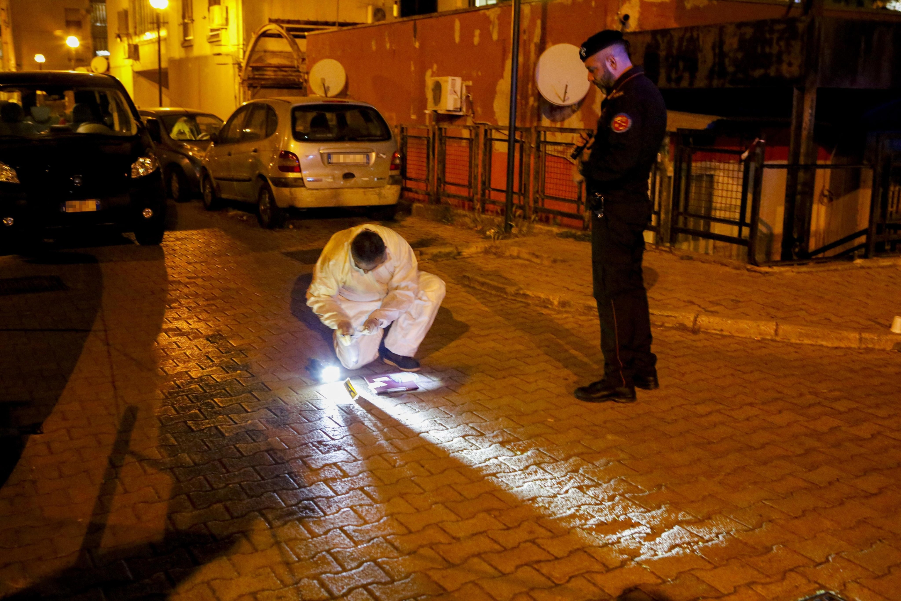 Agguato a Napoli, Emanuele Errico ucciso a 19 anni come un boss