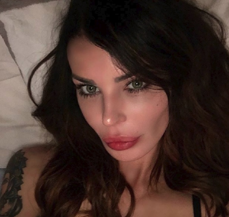 Grande Fratello Luigi Favoloso in crisi con Nina Moric: "Ho deciso di cambiare..."