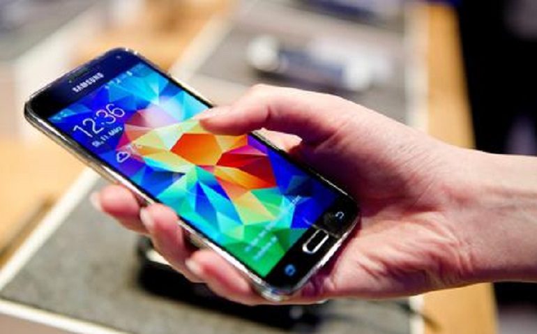 Le notifiche delle smartphone danno dipendenza come l'oppio