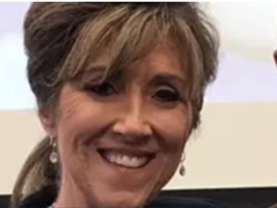 Tammie Jo Shults.