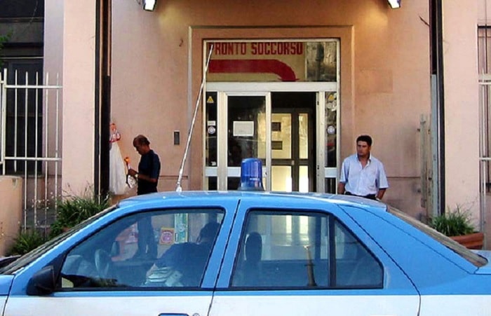 Professori a scuola e medici in ospedale picchiati, due volte: la seconda dalle scuse