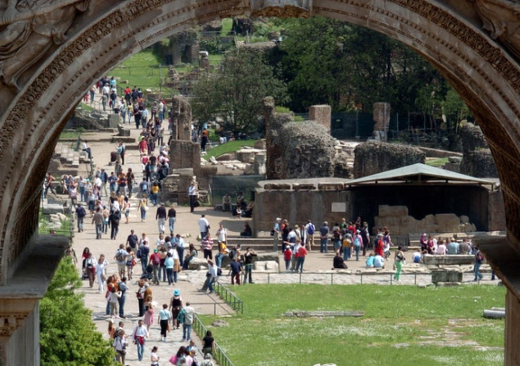 Code per i ponti del 25 aprile e 1° maggio: 15 milioni di italiani in viaggio