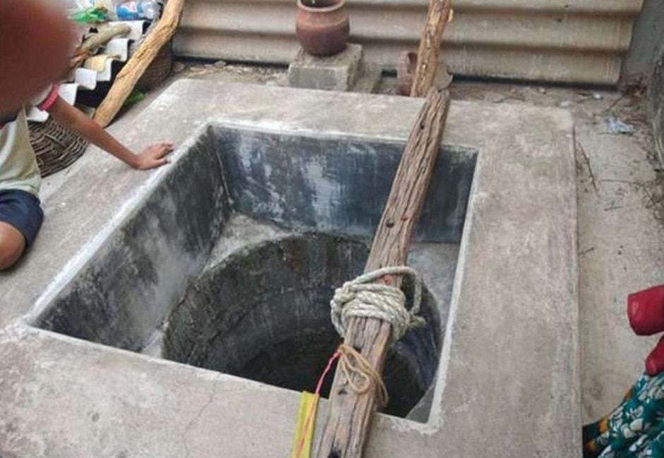 Scimmia rapisce neonato e lo getta nel pozzo in India