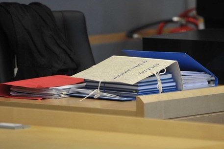 Processi lunghi: l'indennizzo può essere chiesto anche in giudizio. Corte Costituzionale