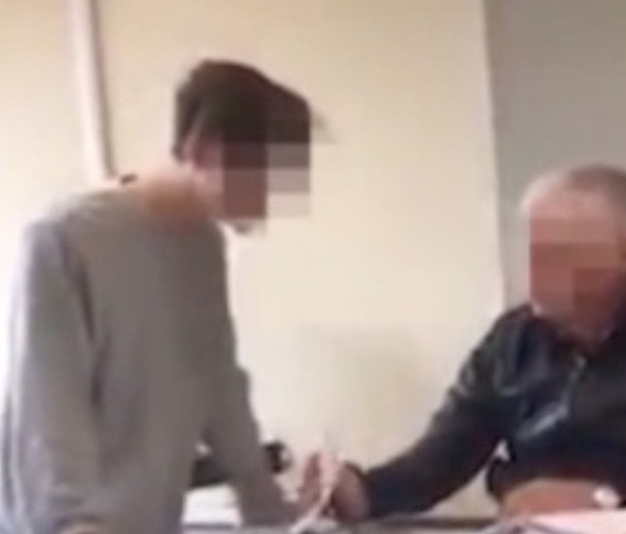 Lucca, prof aggredito: perquisiti i sei studenti indagati. Cinque rischiano la bocciatura