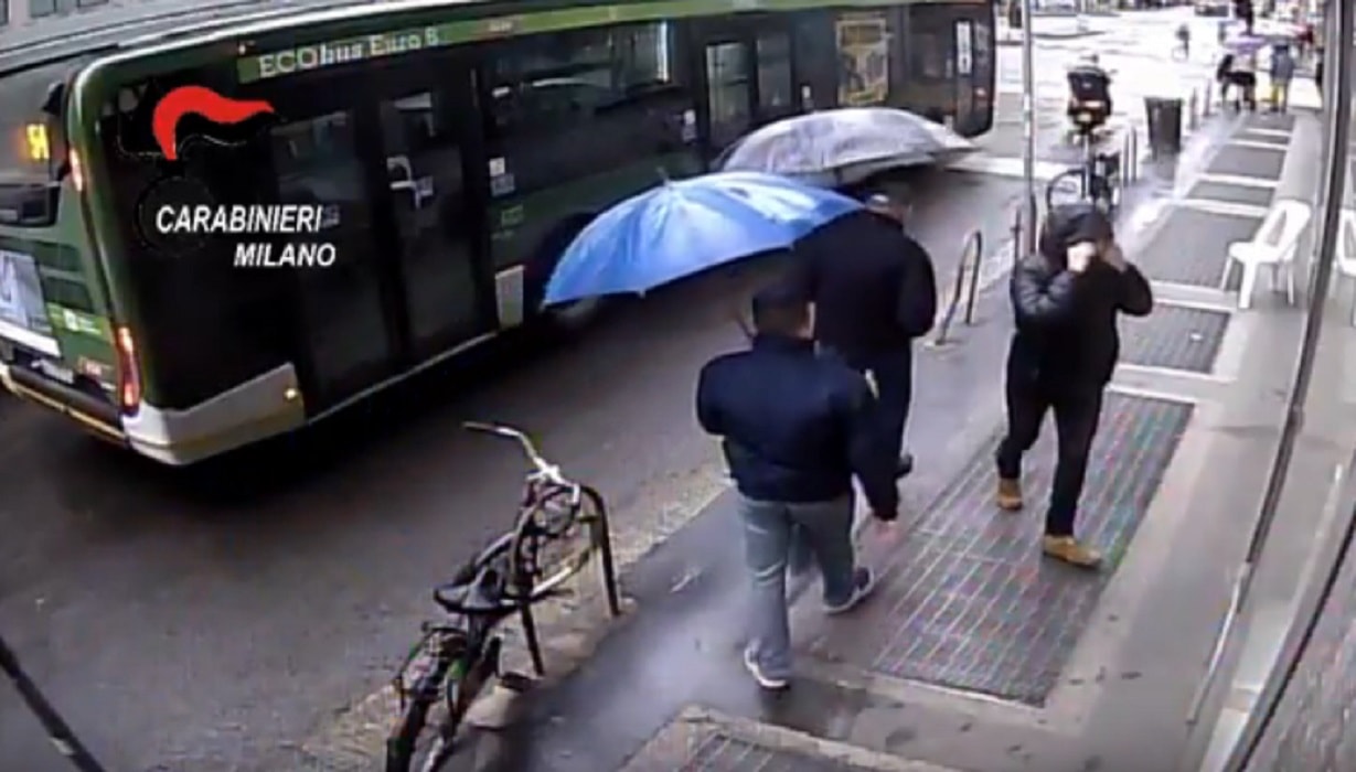 Rapinatore seriale farmacie Milano