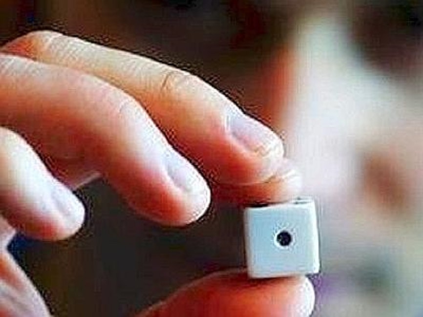 Telecamera nascosta in ufficio a Treviso: pubblica video dei colleghi su YouTube