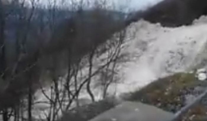 Val di Susa: le due slavine riprese in diretta a Venaus hanno fatto il giro di Facebook