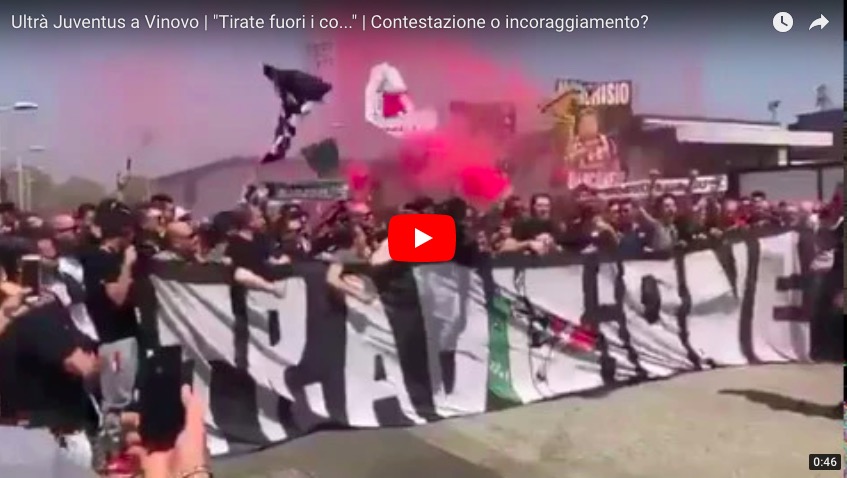 YOUTUBE Tifosi contestano calciatori Juventus a Vinovo: "Tirate fuori i c..."