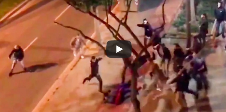 YOUTUBE Rissa tra ultras del Barcellona e gitani (VIDEO)