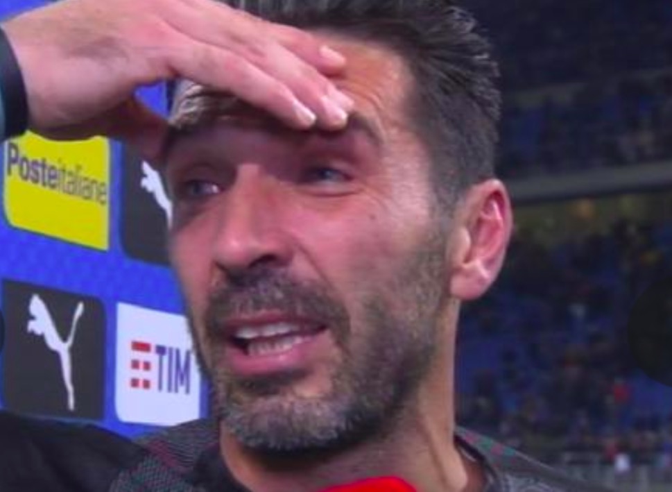 Buffon, parla la sorella: "Italiani lo ricoprono di insulti nelle lettere, stranieri amano..."