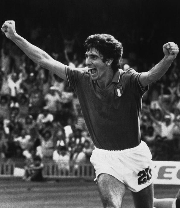 Paolo Rossi, la vita del calciatore nel film "Il cuore del campione"