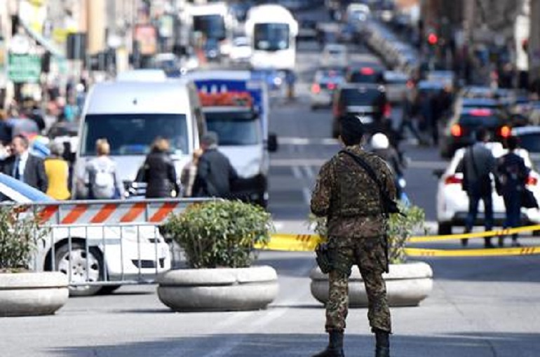2 giugno, allerta a Roma. Aumentata la vigilanza alle sedi delle istituzioni (foto Ansa)
