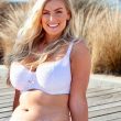 Annaliese Gann fa la modella ed è diventata curvy
