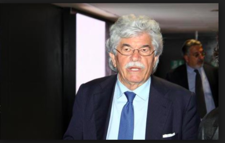 Antonio Razzi a "La Zanzara" su Radio 24: "Sono juventino ma non mi piace vincere rubando"