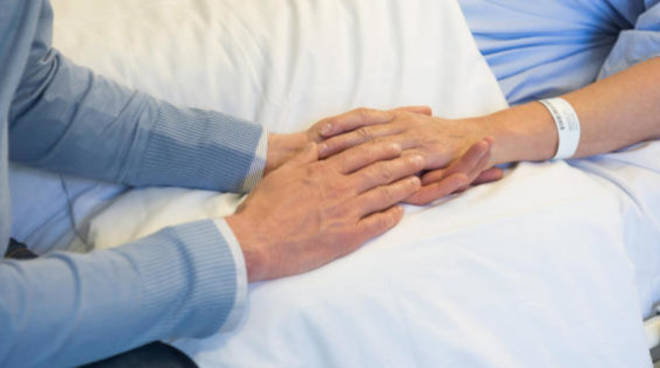 Biotestamento: figlia in coma profondo, padre ottantenne nominato interprete delle sue volontà