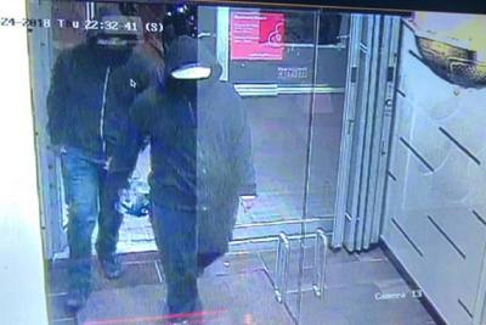 Canada, bomba al ristorante indiano: almeno 15 feriti, 2 sospetti in fuga