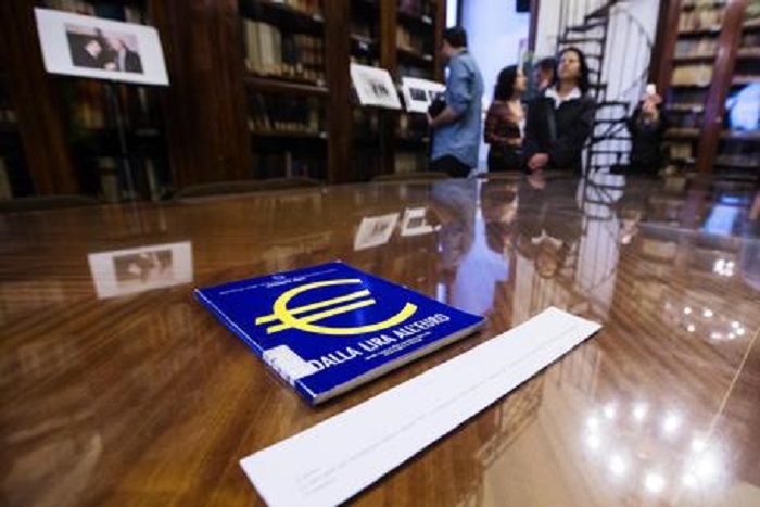 Minibot al posto degli euro, li metteranno in pensioni e stipendi?