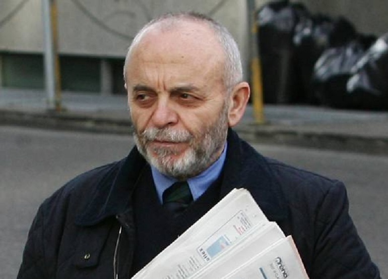 Strage di Erba, è morto Carlo Castagna. Olindo e Rosa gli uccisero moglie, figlia e nipotino