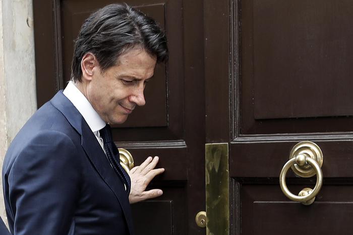 Governo M5S-Lega. Conte a Roma, anzi no a Firenze. Il posto di Savona? Ciocca smentisce
