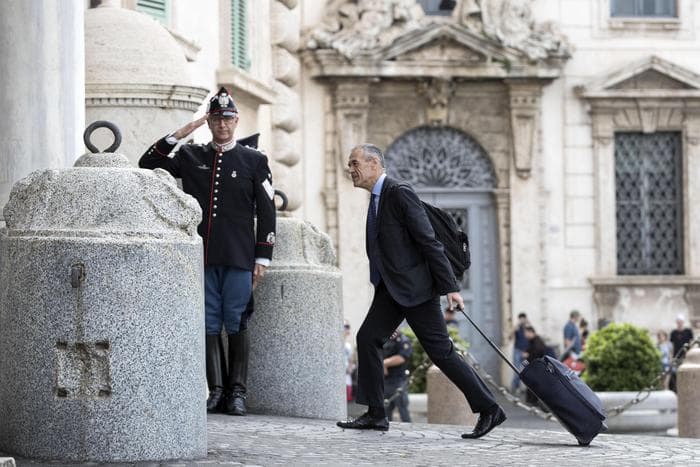 Carlo Cottarelli al Quirinale, ecco il Governo che verrà: Cantone, Severino...