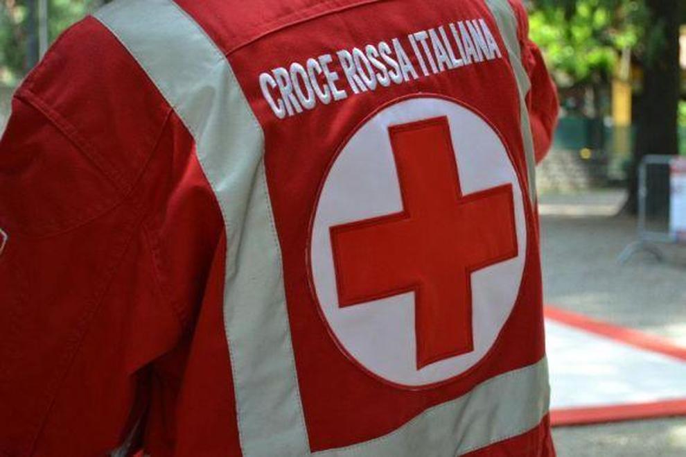 Sanremo: a 11 anni salva sorellina in crisi respiratoria portandola di corsa in braccio alla Croce Rossa