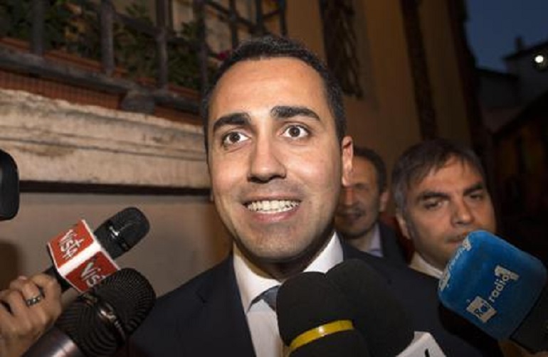 Elezioni anticipate. A Lega e M5s ‎tutti i voti, Italia in bancarotta (foto Ansa)