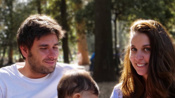 Alessandro Di Battista e il pic-nic con il figlio Andrea FOTO Oggi