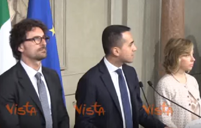 Consultazioni, Luigi Di Maio: "Governo politico o si torna al voto" VIDEO