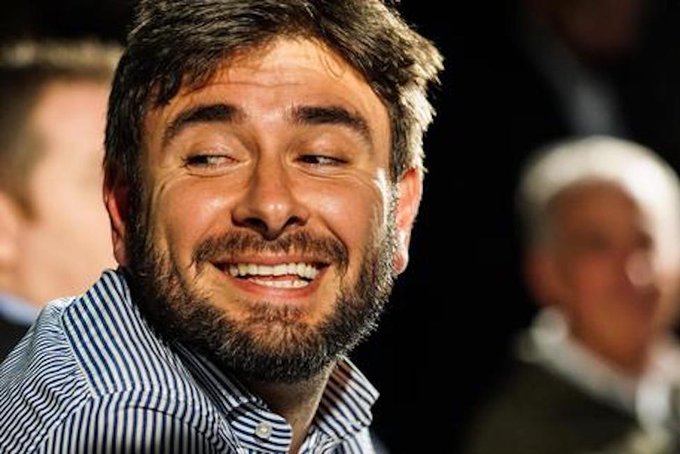 Alessandro Di Battista: "Di Maio mi ha chiesto di restare. Non mi fido di Salvini, ma meglio del Pd"