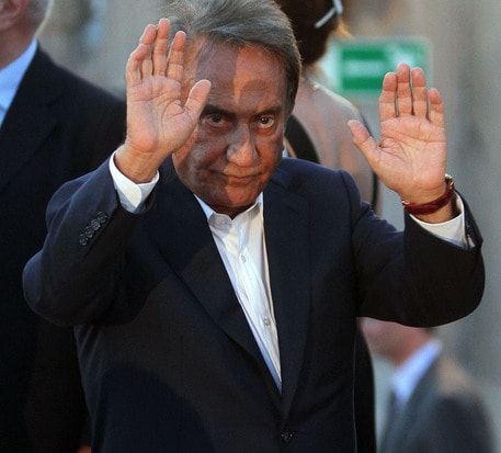 Emilio Fede alle elezioni col movimento "Uno di voi": sì alla marijuana, no agli immigrati