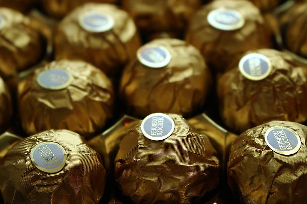 Ferrero Rocher ispirati dalla Madonna: il segreto dietro ai famosi cioccolatini