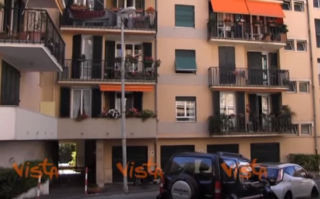 Incendio nella notte a Genova