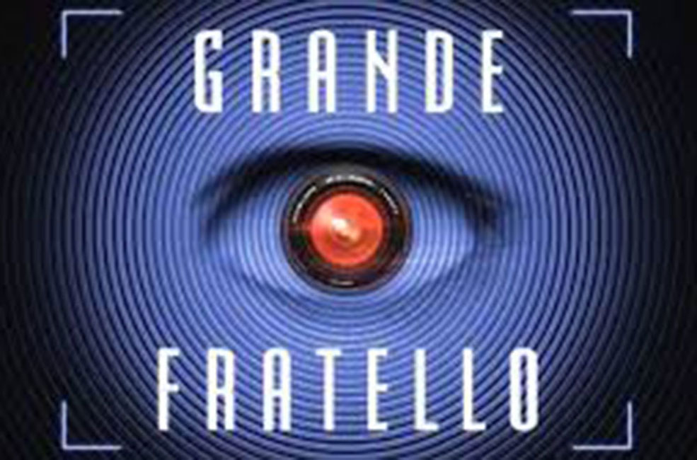 Grande Fratello, Danilo Aquino eliminato. Lucia Bramieri lo aspetta al varco