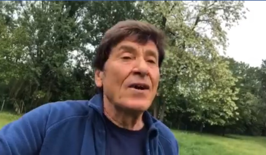 Gianni Morandi premier? Lui scherza e risponde così
