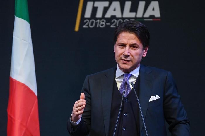 Il futuro premier Giuseppe Conte, a New York non risulta, a Vienna nemmeno. Curriculum abbellito, vizietto M5S